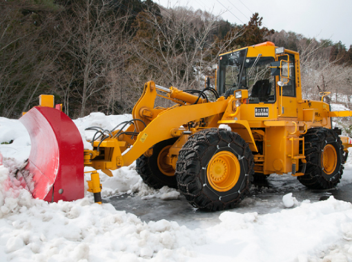 冬季の除雪作業